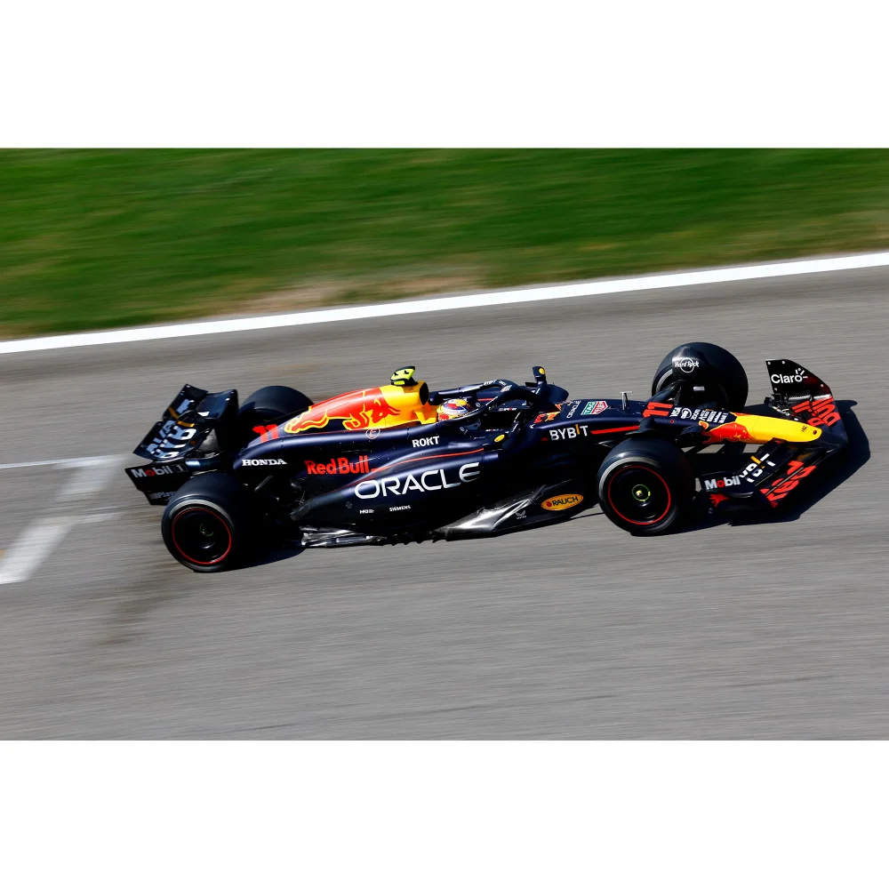 Minichamps 1:18 Oracle Red Bull Racing RB20 Sergio Perez 2024 Bild 1