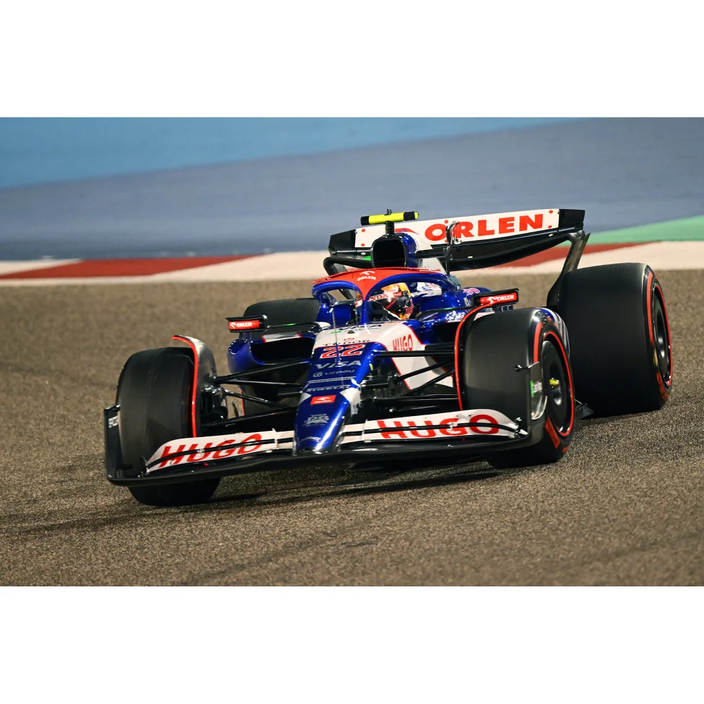 Minichamps 1:18 Visa Cash RB Formula One Team VCARB 01 Yuki Tsunoda 2024 Bild 1