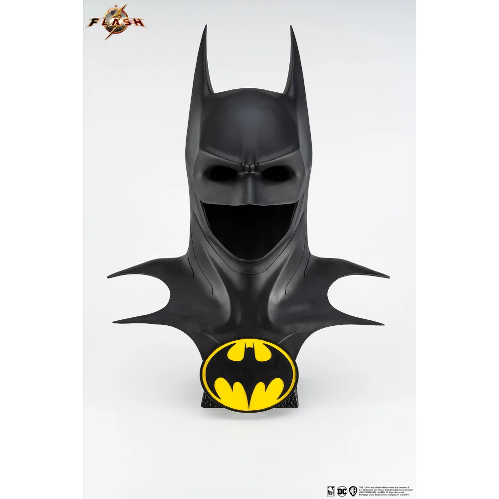 PureArts The Flash Movie Batman 1/1 Scale Cowl Replica Bild 1