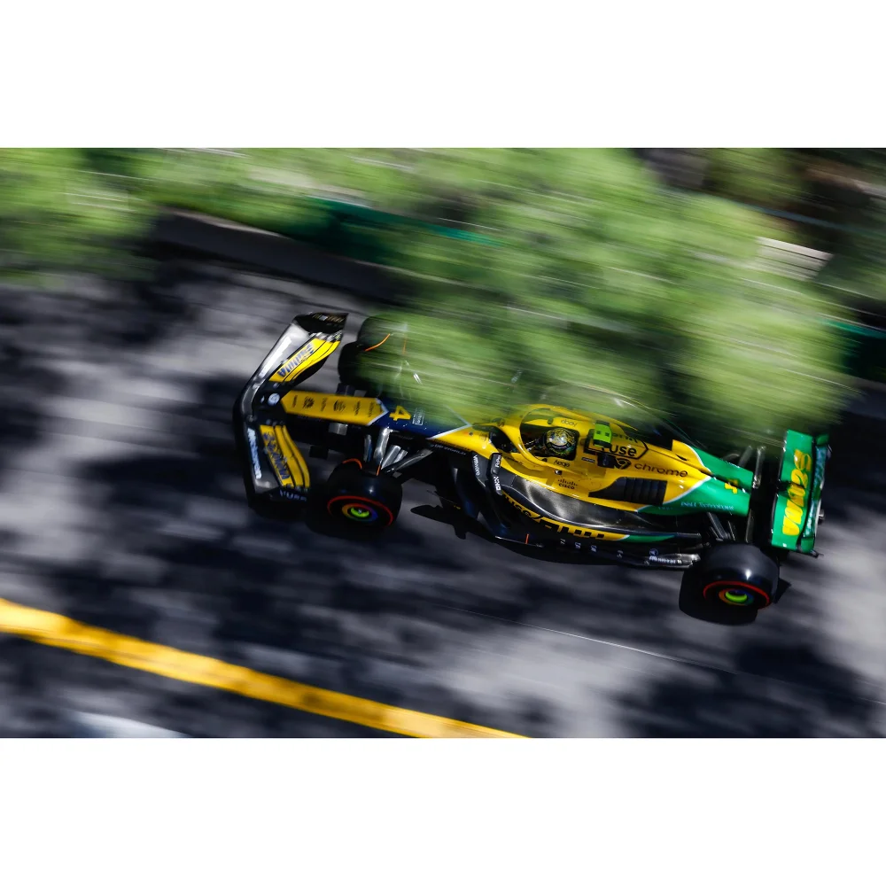 Minichamps 1:43 McLaren MCL38 - Lando Norris - Monaco 2024 Bild 1