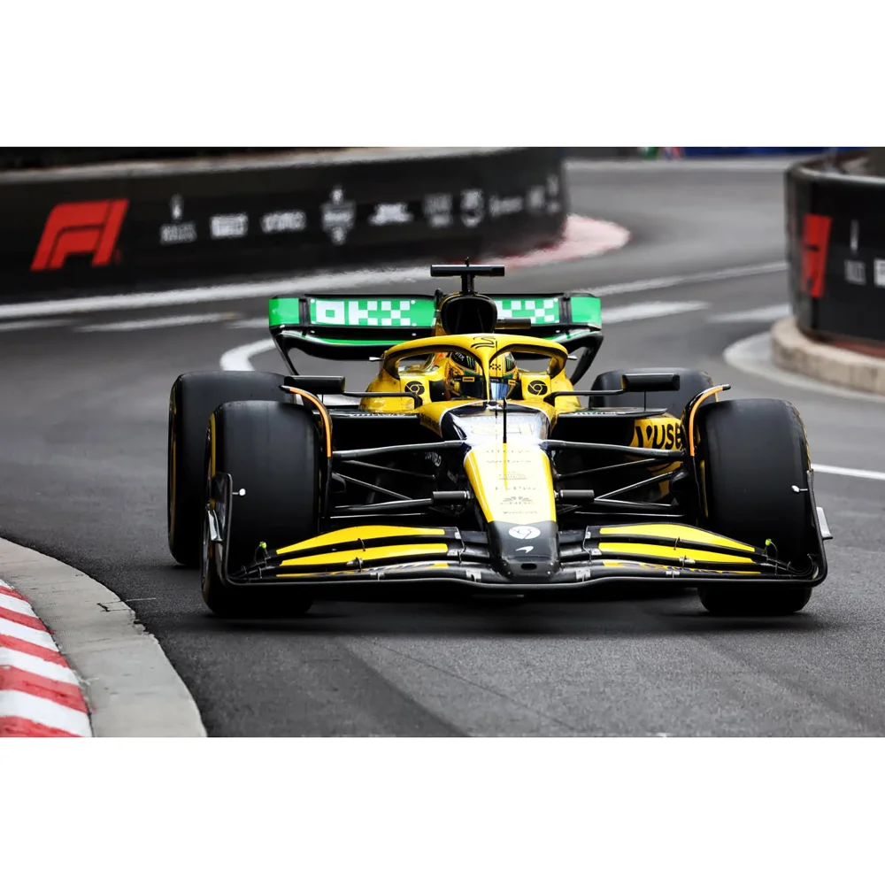 Minichamps 1:43 McLaren MCL38 - Oscar Piastri - 2nd Monaco 2024 Bild 1