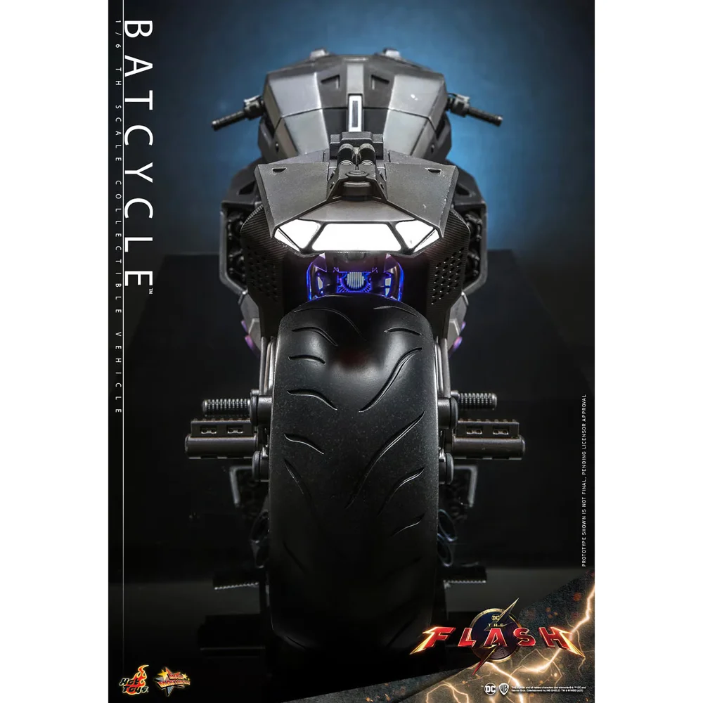 Hot Toys 1:6 Scale DC Comics The Flash Movie Batcycle Statue Bild 1