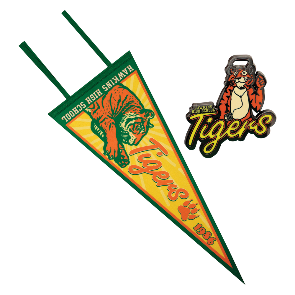 Stranger Things Pennant and Pin Badge Set Bild 1