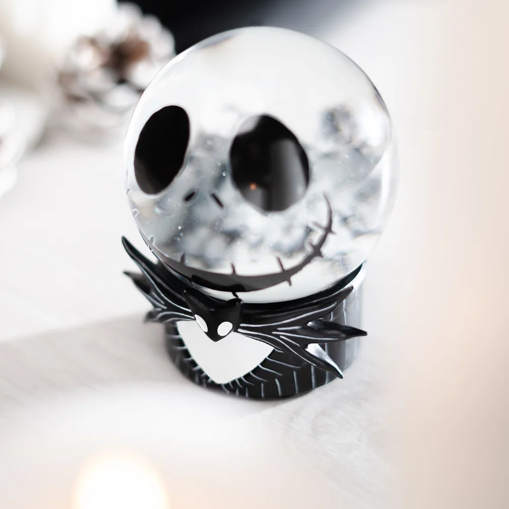 Disney The Nightmare Before Christmas Snow Globe Bild 1