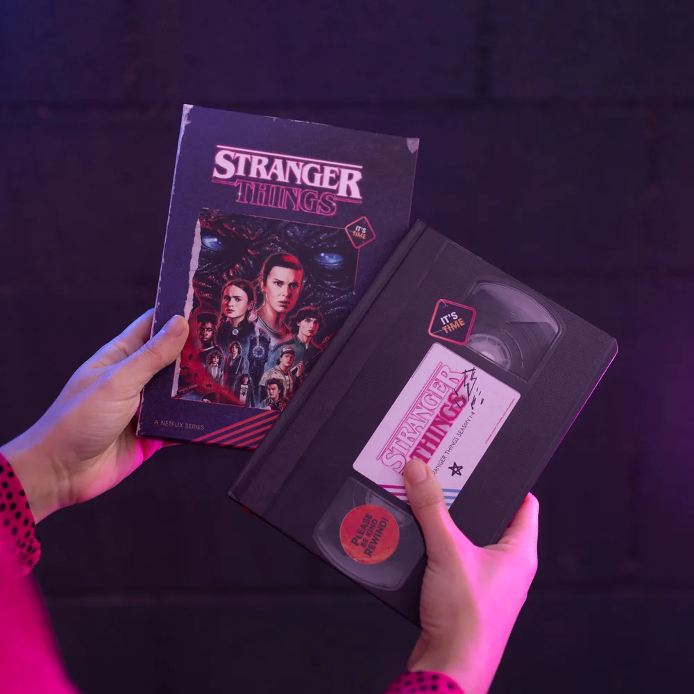Stranger Things VHS Premium A5 Notebook Bild 1