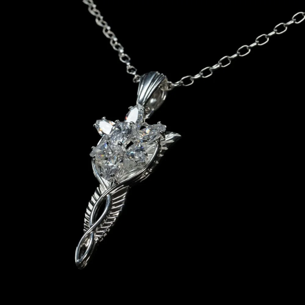 Weta Workshop Lord of the Rings Replica 1/1 Scale Pendant & Chain Evenstar (Sterling Silver) Bild 1