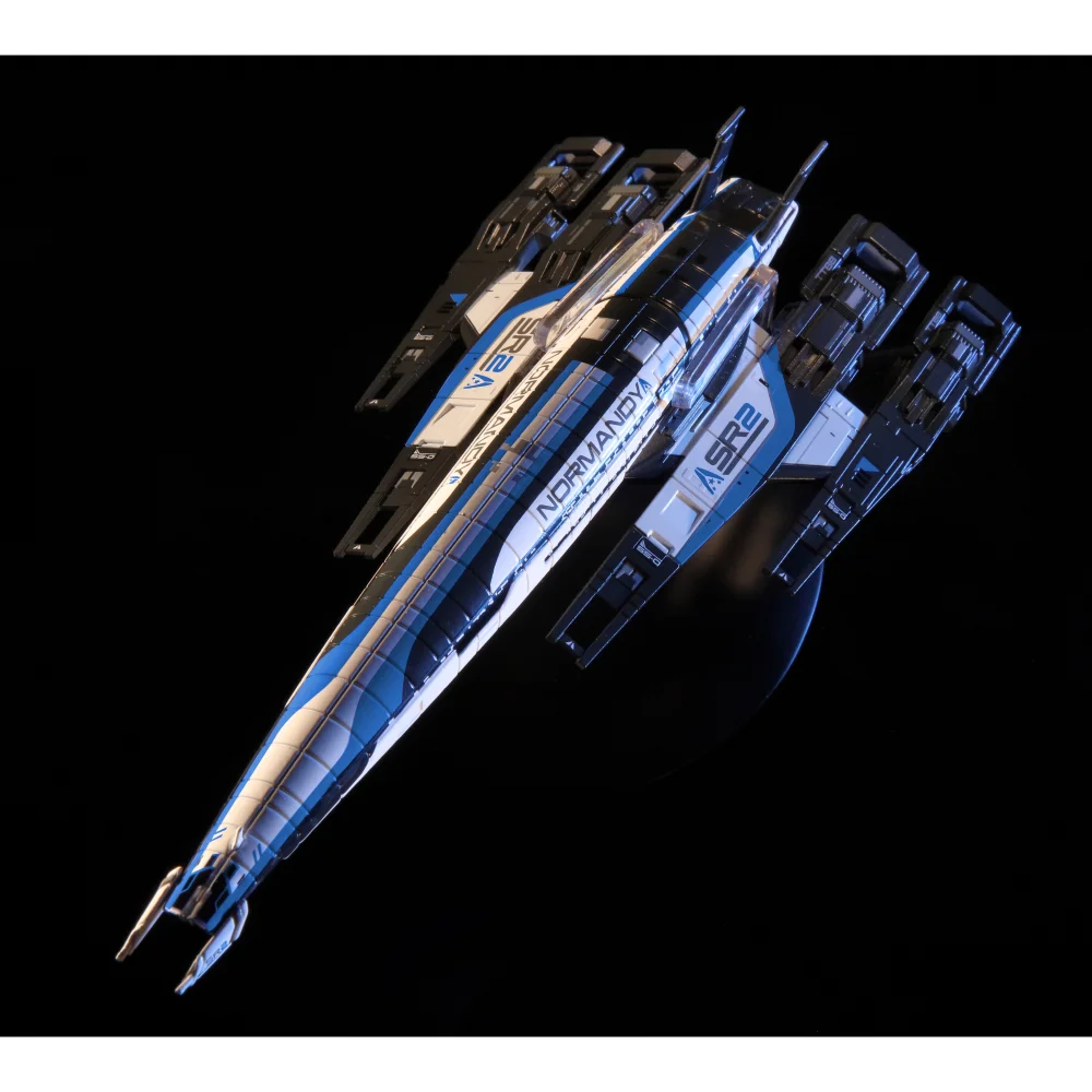 Mass Effect 3 Normandy SR-2 Die-cast space ship replica Bild 1