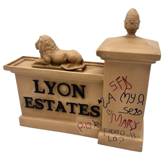 Back to the Future Scaled Prop Replica Lyon Estates Sign - Factory Entertainment